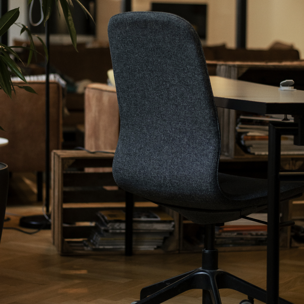 Why Buying ExCorporate Ergonomic Chairs from Walkers is the Be