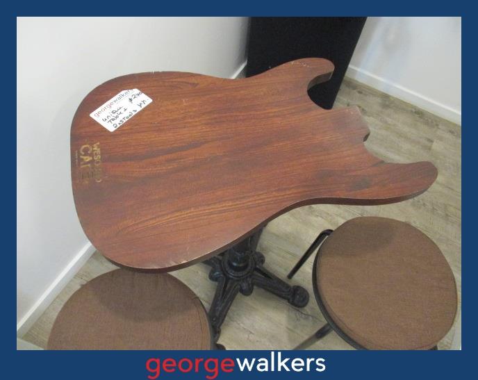 PR6516 Wood Guitar-shaped Table Set