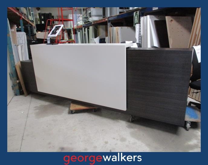 RECEPTION COUNTER – CUSTOM MADE – 3.4M – WHITE / CHOCOLATE WOODGRAIN – PR6951
