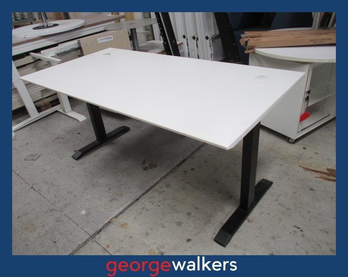 PR6270 White Desk 1.6M - George Walkers Office Furniture Megastore