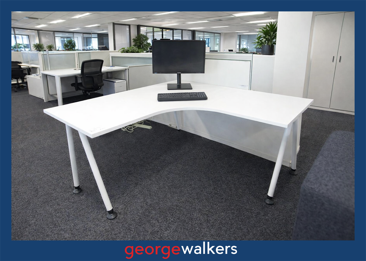 PR5759 White Corner Workstation 1.6m
