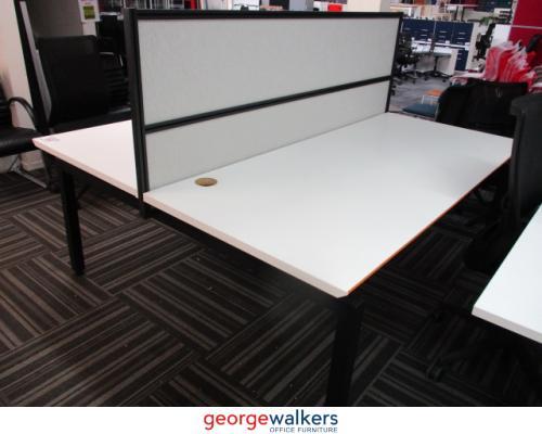 PR7890 - White/Wood Trim Pod System - George Walkers Office Furniture Megastore