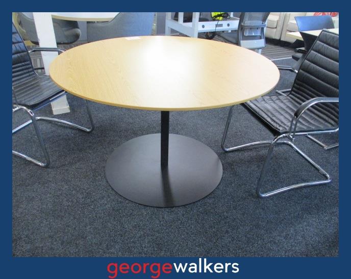 MEETING TABLE – 1200 ROUND – COMMERCIAL – WOODGRAIN – PR6809