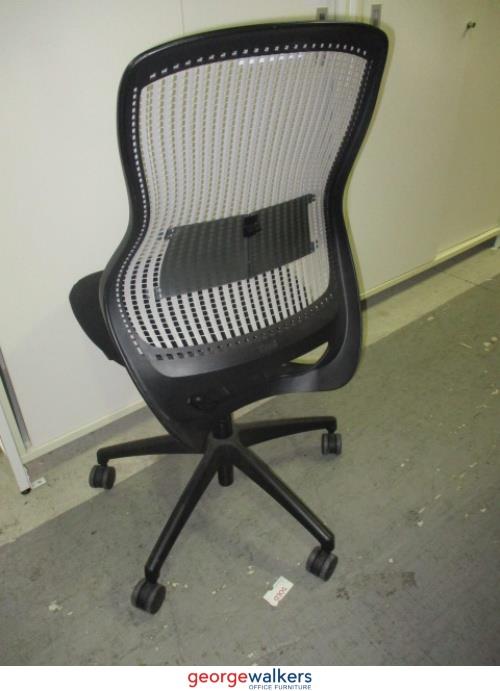 PR5815 Black/Cream Knoll Office Chair - George Walkers Office Furniture Megastore
