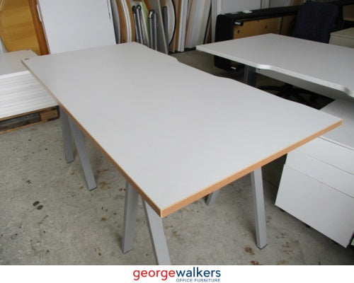 PR4881 - White Straight Desk - George Walkers Office Furniture Megastore