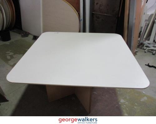 SD0013 - White Meeting Table - George Walkers Office Furniture Megastore