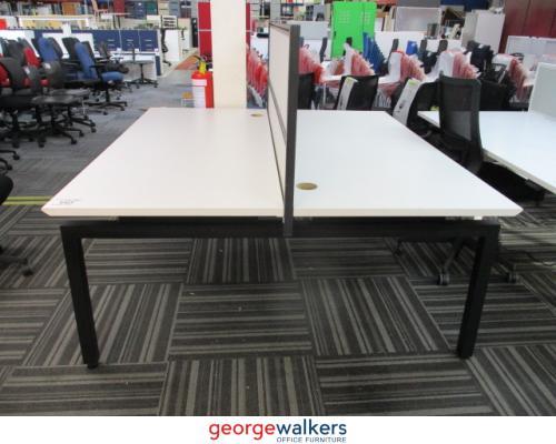PR7890 - White/Wood Trim Pod System - George Walkers Office Furniture Megastore