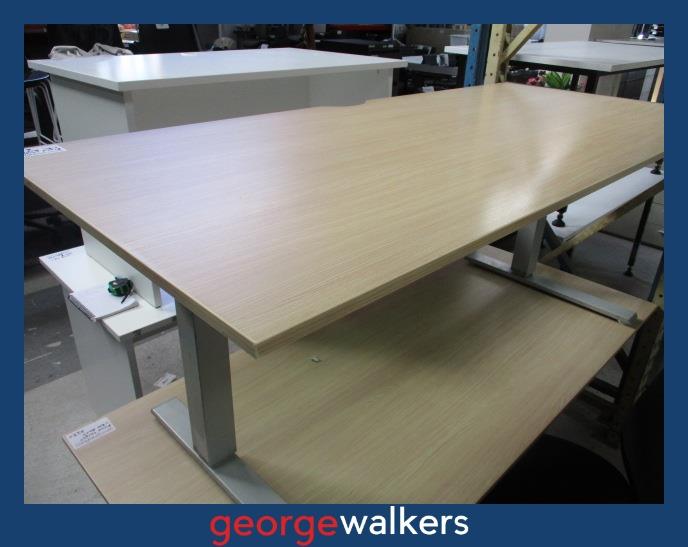 Desk 1800mm Maple Melteca