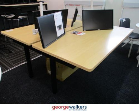 PR5766  Maple  2-Person Pod - George Walkers Office Furniture Megastore