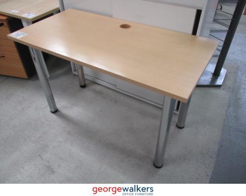 Desk - Straight Desk - Maple - 1200 x 600 x 730 mm