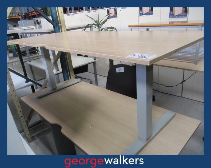 Desk 1800mm Maple Melteca