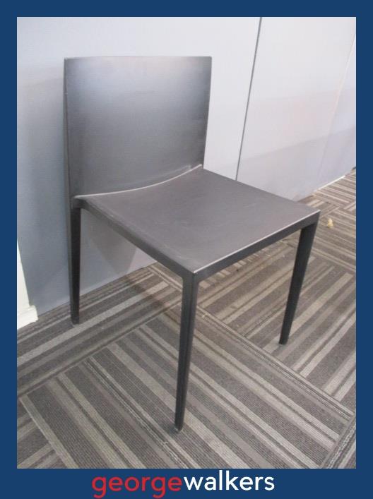 UFL CHAIR – ANDREU WORLD – DESIGNER – BLACK – RRP $900+ – PR6817B
