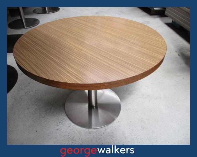 Coffee table - Commercial - Woodgrain - Chrome pedestal - PR7061