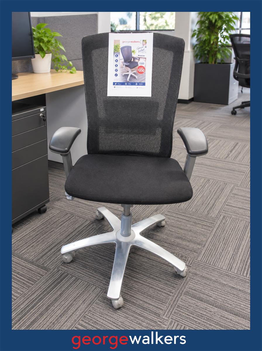 Formway Life chair - Alloy base - Adjustable arms - RRP $1,400+ - PR6980