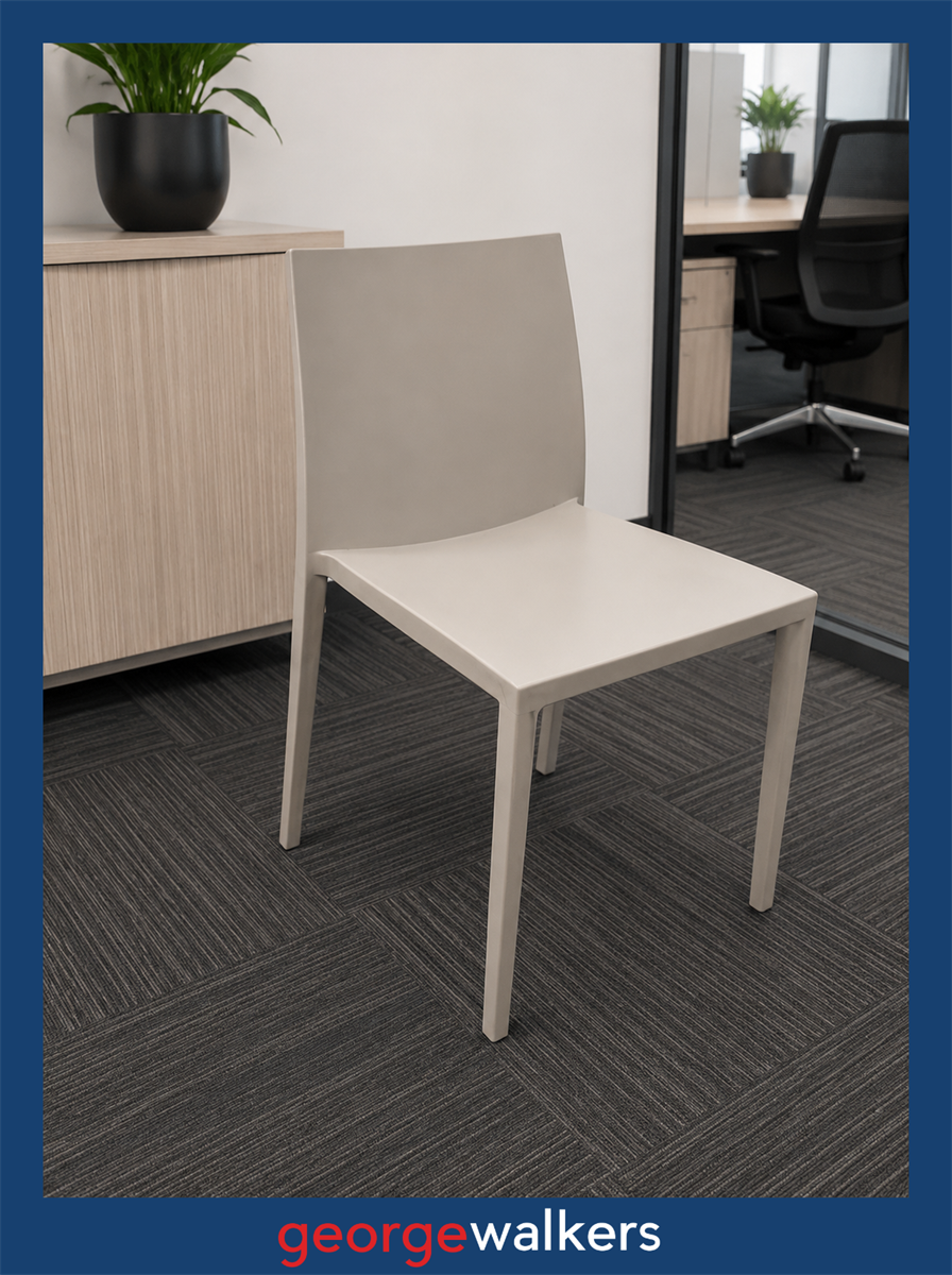 UFL CHAIR – ANDREU WORLD – BEIGE – RRP $900+ – PR6817
