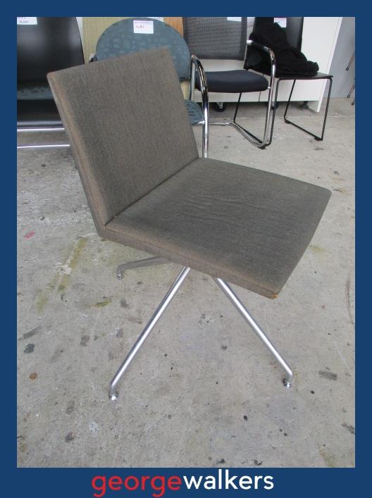 VL51    UFL Swivel Meeting Chair - George Walkers Office Furniture Megastore