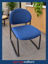 Reception chair – Visitor chair – Stackable – Electric blue – PR7013