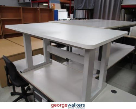 PR5648 - White  Work Station - George Walkers Office Furniture Megastore