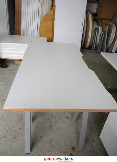 PR4881 - White Straight Desk - George Walkers Office Furniture Megastore