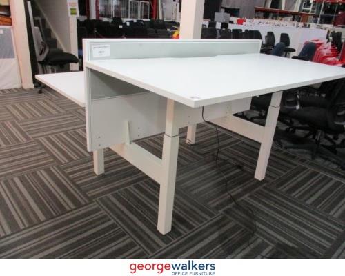 PR53 - White Electric Desk Pod System - George Walkers Office Furniture Megastore