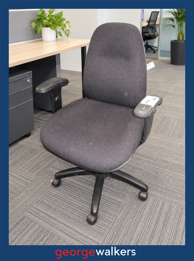 PR6361  Dark Grey Spectrum 3 Office Chair with Armrests Refurbished - George Walkers Office Furniture Megastore