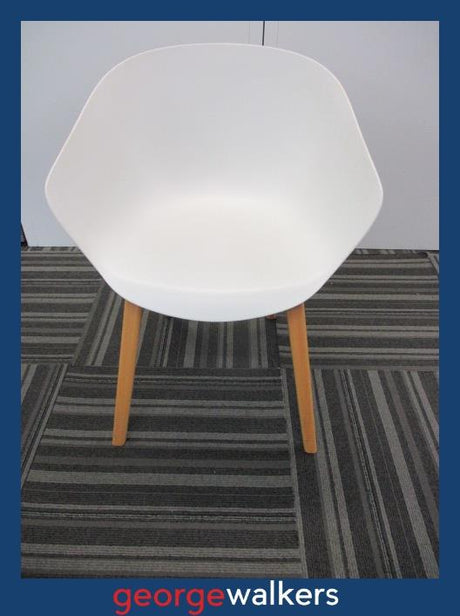 PR5662 - White  Tub Chair - George Walkers Office Furniture Megastore