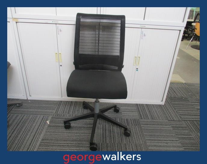 PR5992  Black Steelcase Office Chair - George Walkers Office Furniture Megastore
