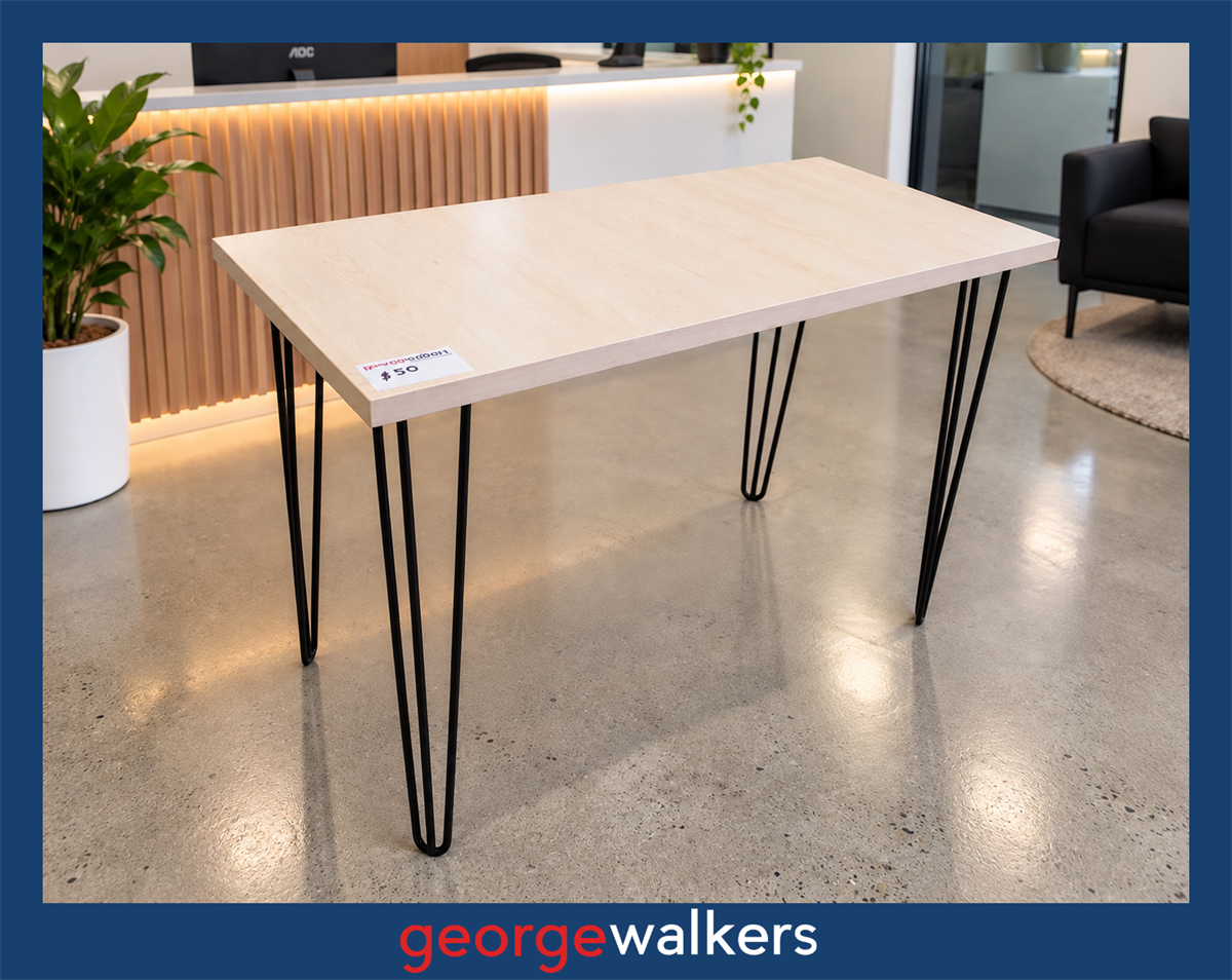 Table – Maple melteca – Hairpin legs – Compact – PR6984