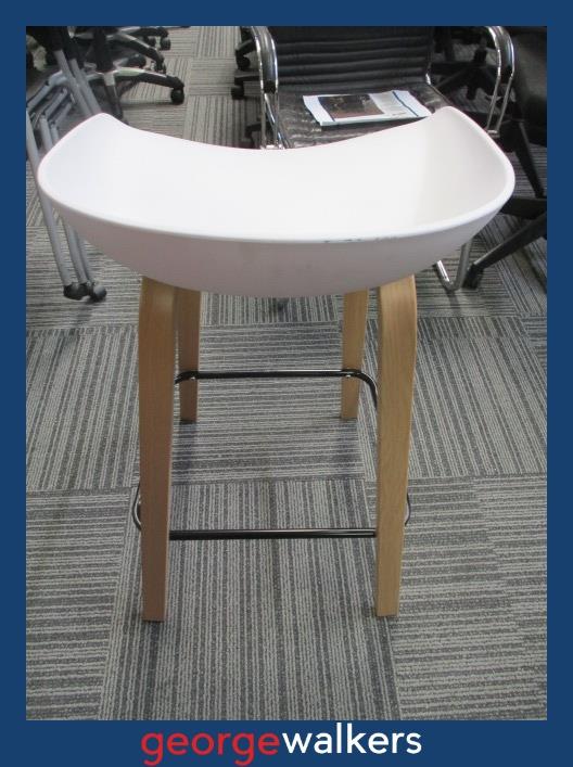 Barstool – Modern design – White – New – PR6985