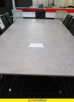 3-piece Top Boardroom Table Melteca - 3000 x 1800 x 720 mm