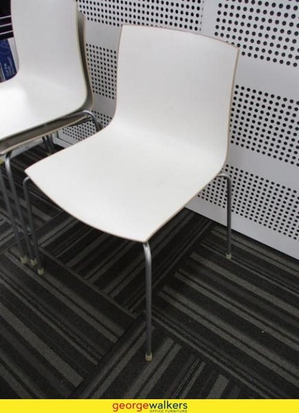 UFL Arper Canteen Chair - White/Beige