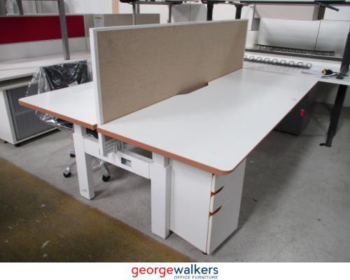 Desk - Pod Desk Workstation - White-Tawa Trim - 2100 x 800 mm