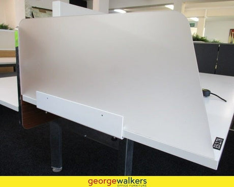 AH002b - Perspex Desk Mounted Partition