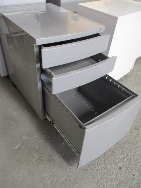 PR3515 - Silver Mobile Drawer  3 Drawer - George Walkers Office Furniture Megastore