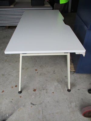 Straight Desk Metal Legs White - 1800 x 800 x 720 mm