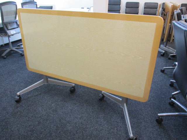 1600mm Mobile Folding Table Limewood
