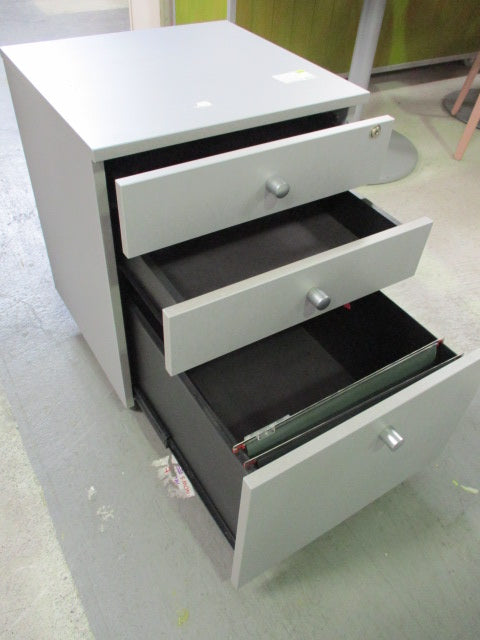 3-Drawer Mobile Cabinet Silver Melteca