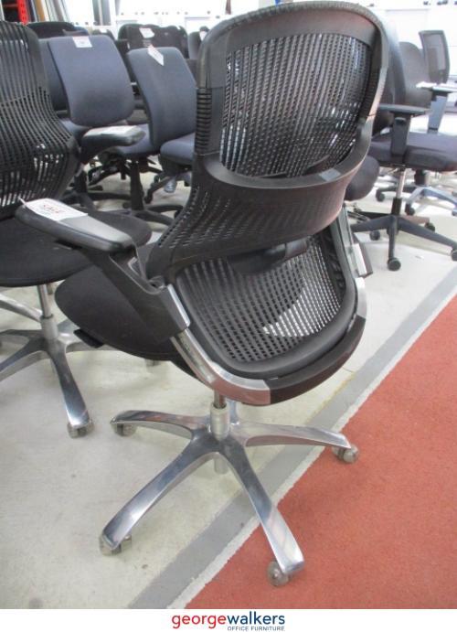 PR5015 - Black Formway Office Chair